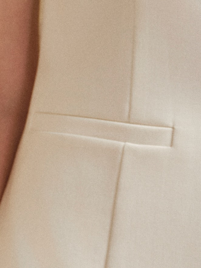 Complete Set Jade White (Vest &amp; Skirt)